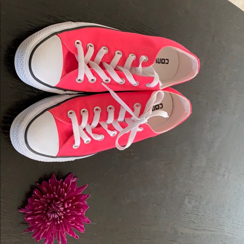 Pink converse shoes